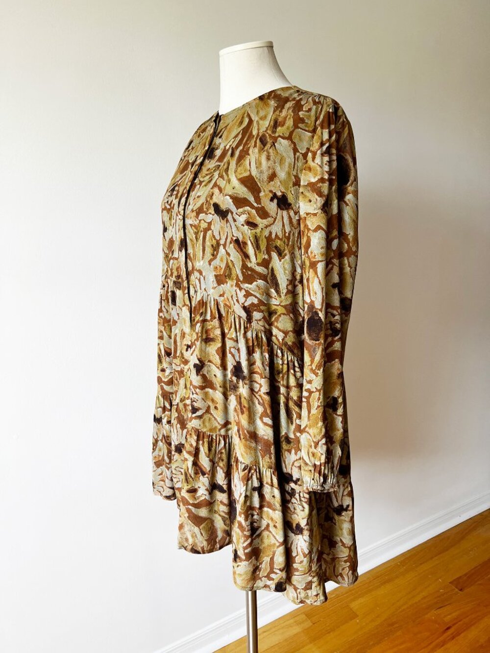 Aritzia Wilfred Barossa Floral Mini Dress Size S - Picture 2 of 7
